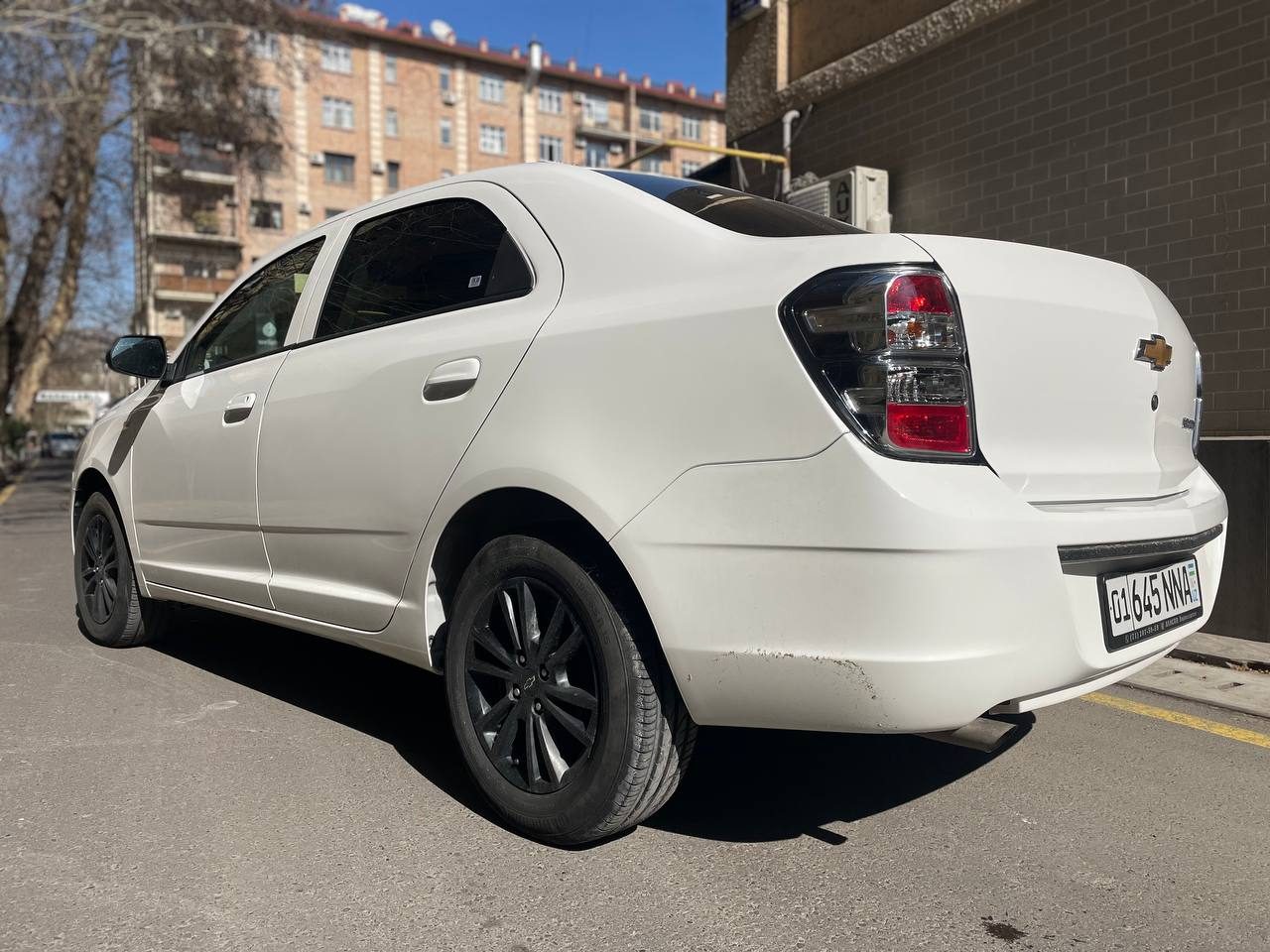 Прокат Chevrolet Cobalt в Ташкенте — задняя часть